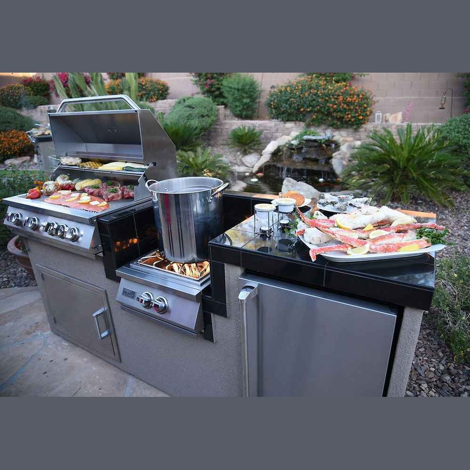 BBQ Island - 7'6" Outdoor Kitchen with 4-Burner Grill