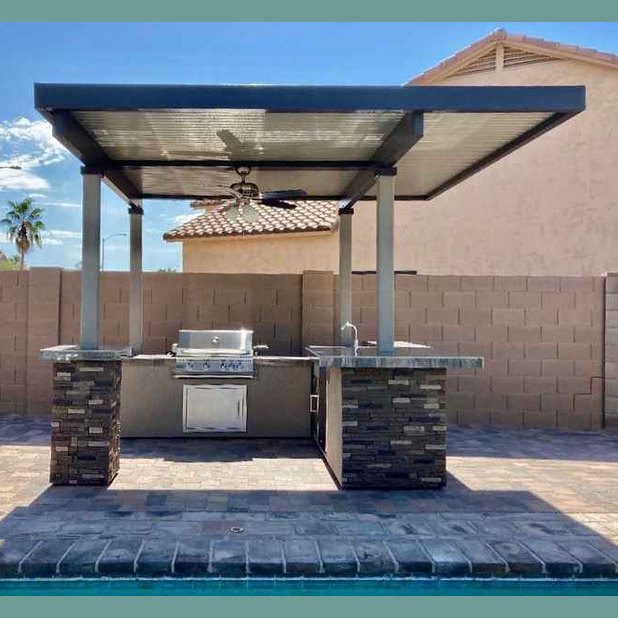 Outdoor Kitchen BBQ Island with 12' x 12' Pergola