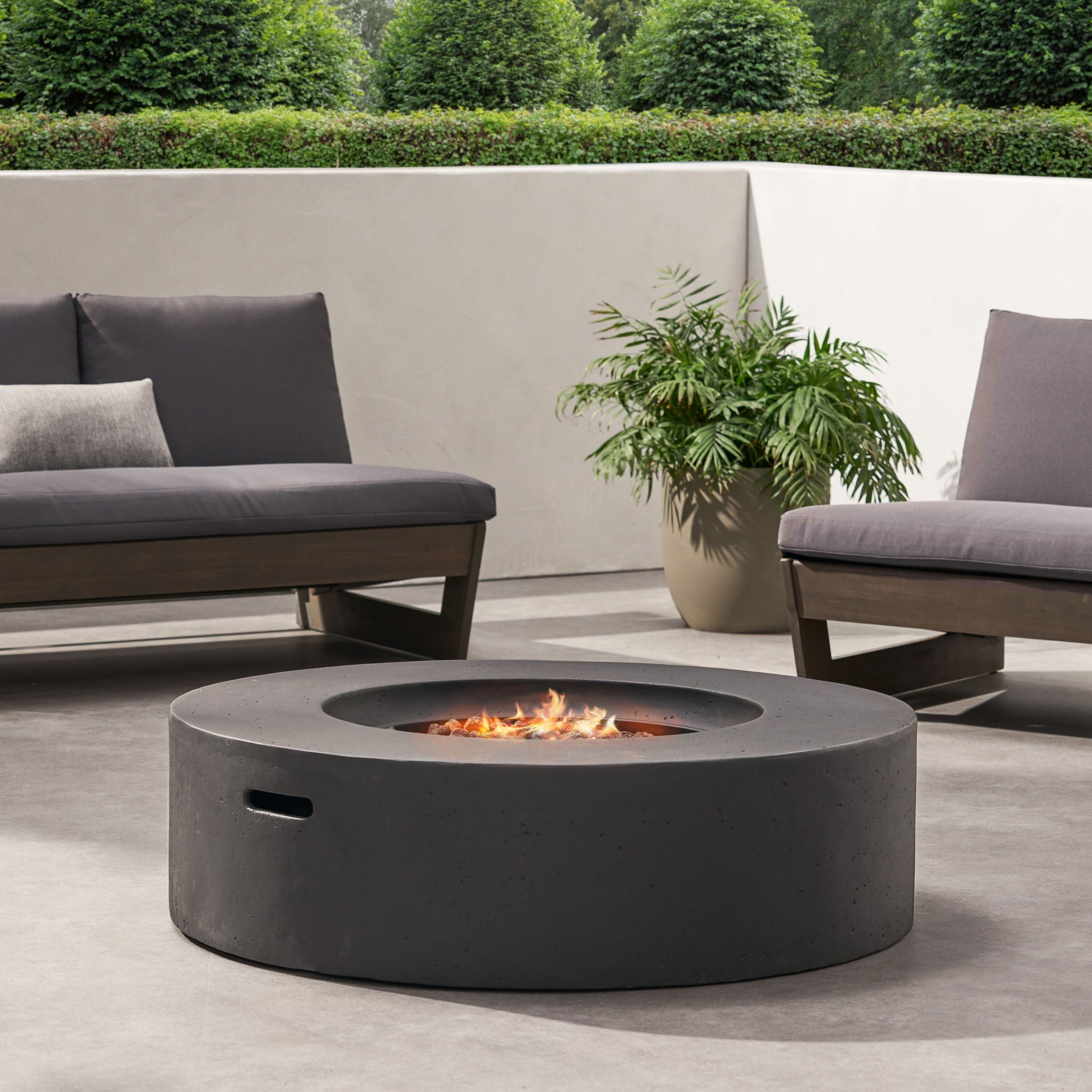 Modern Lightweight Concrete Outdoor Circular Fire Pit 50,000 BTU