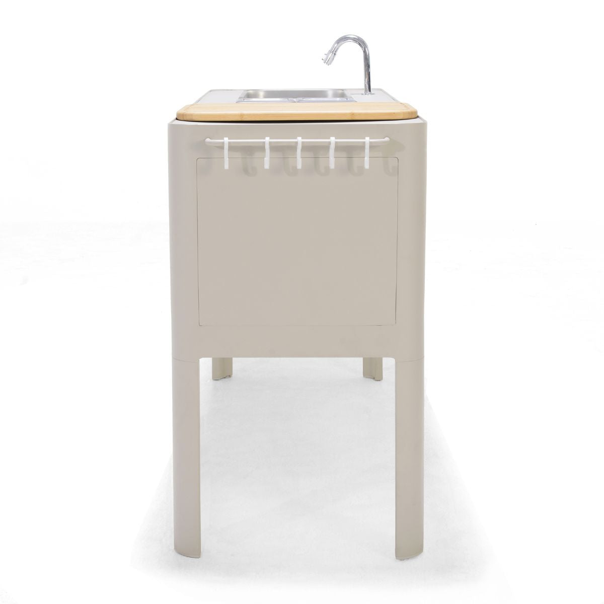 Portals Light Outdoor Kitchen