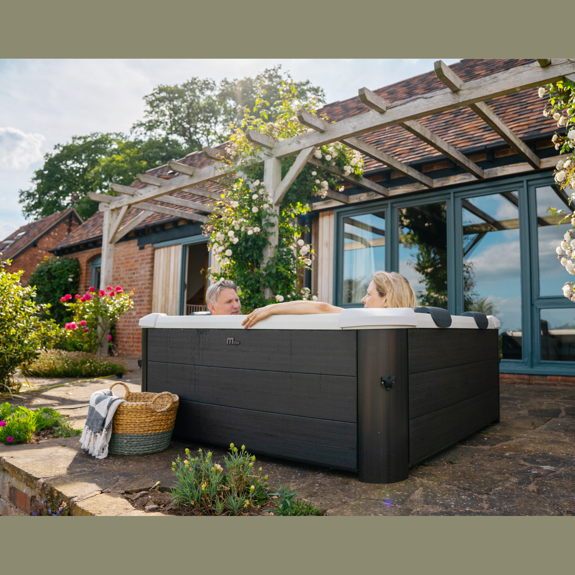 | OSLO | Frame Series | Rigid Hot Tub & Spa | Light up the night | Up to 6 Person