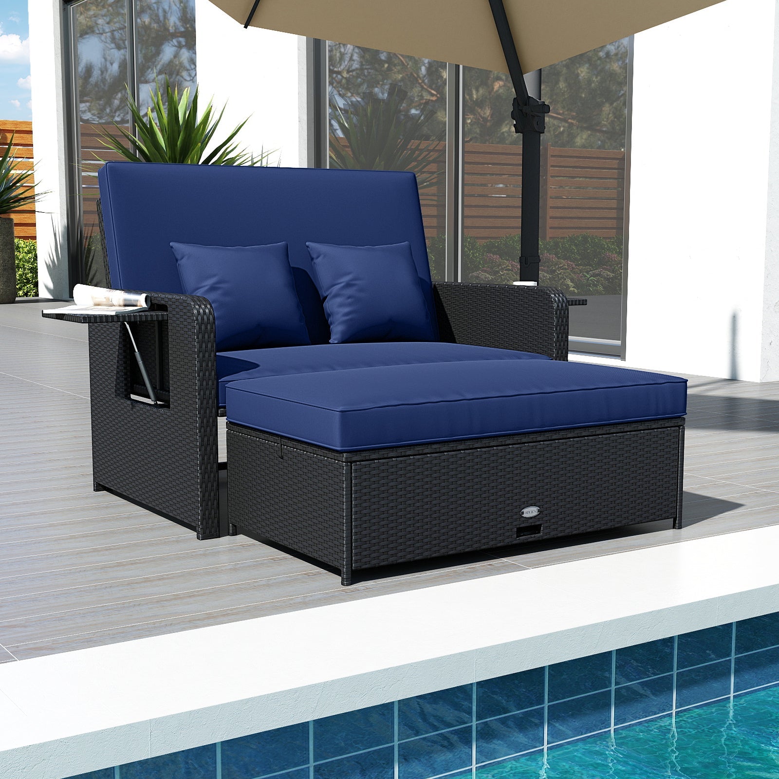 Wicker Outdoor Daybed with 4-Level Adjustable Backrest and Storage Ottoman