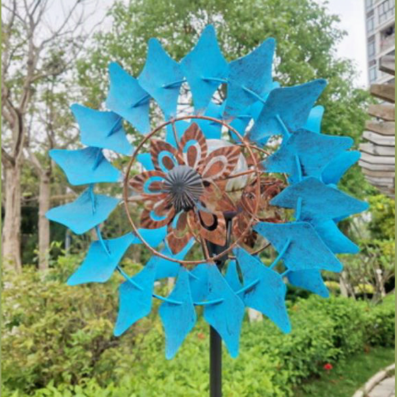 Unique Design Metal Art Handmade Iron 360 Degree Rotation - LED Light Wind Spinner
