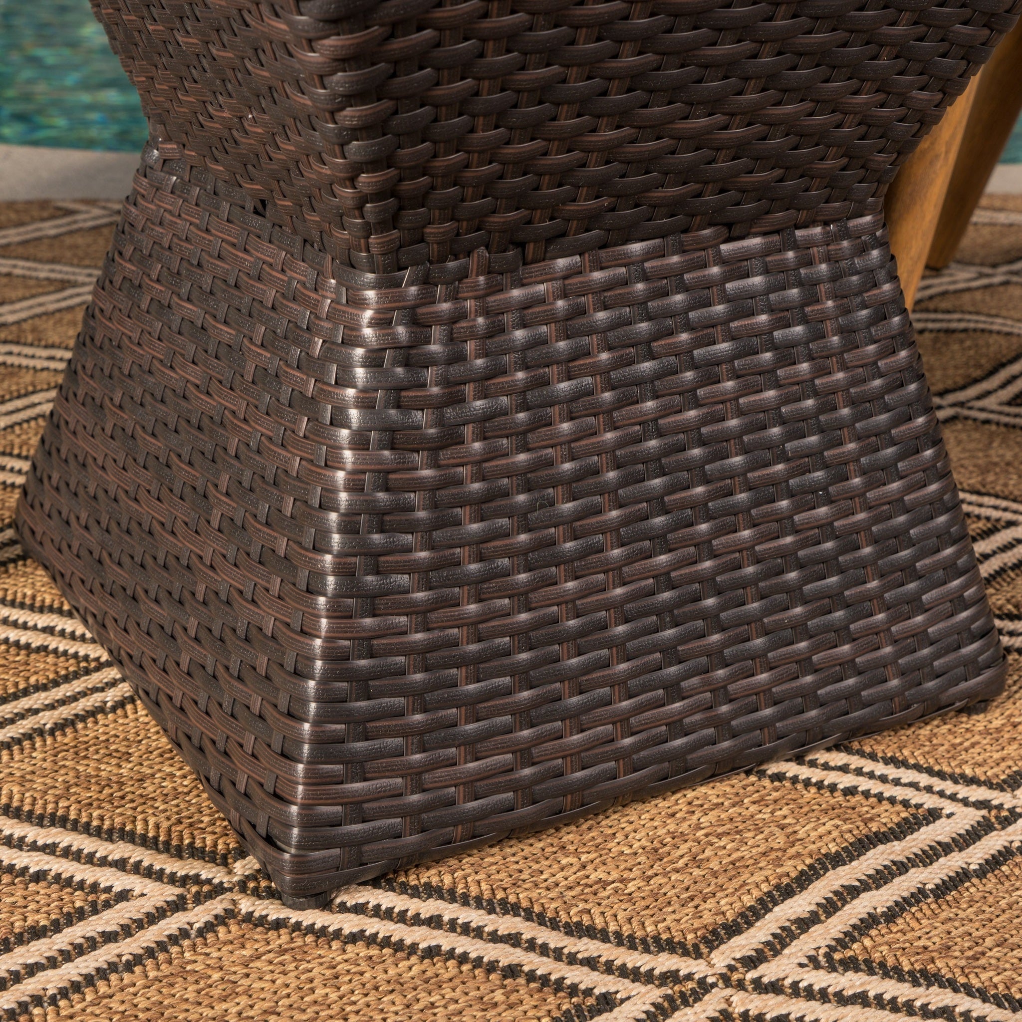 Calhoun 16" Outdoor Wicker End Table
