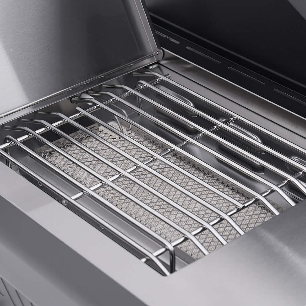 Model 405 | Chic Clearview® Smart Stainless Gas Grill with optional smoker box