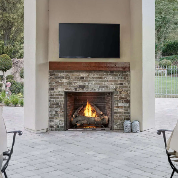 Courtyard 55K BTU 42-Inch Traditional Outdoor Gas Fireplace With Stacked Concrete Refractory