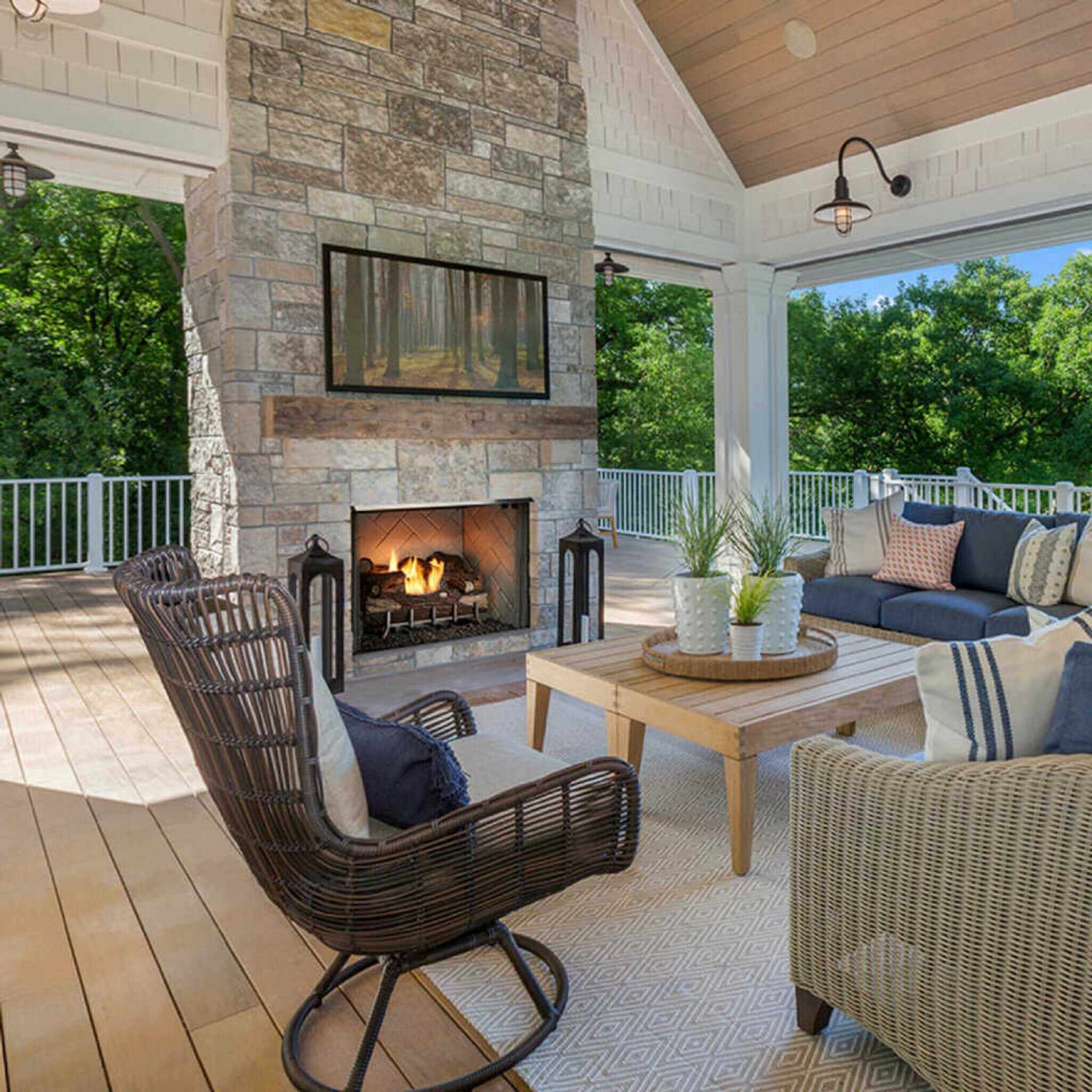 Vesper 42-Inch Traditional Concrete Refractory Outdoor Gas Fireplace Insert [VOFB42-T]