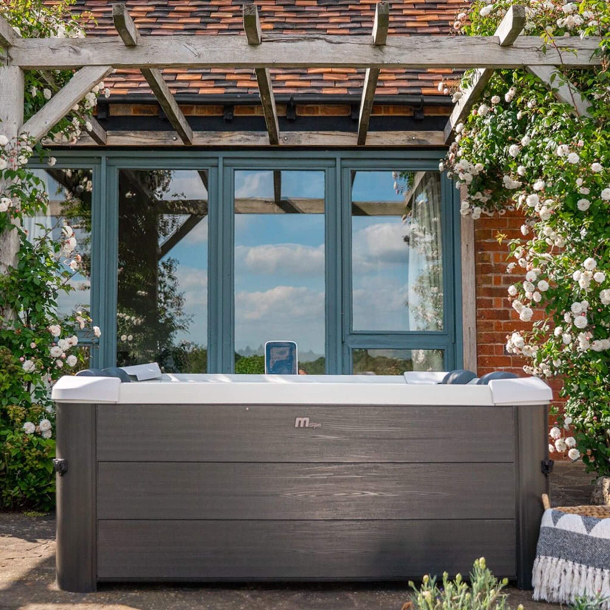 Oslo Supreme 6-Person 120 Jets Square Spa W/ LED Lights & Integrated App Control [F-OS063W]