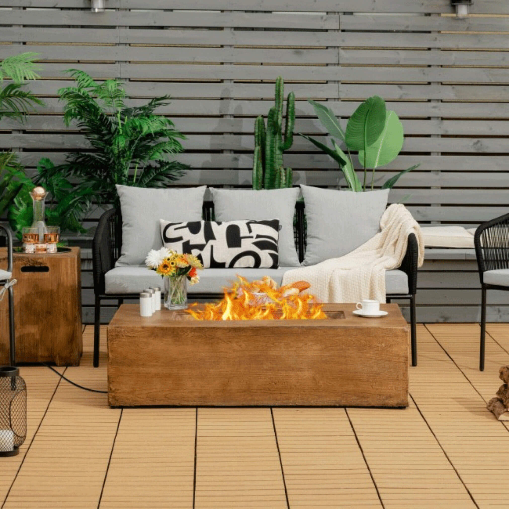 Outdoor Propane Gas Fire Table W/ Lava Rocks & Cover, 50K BTU