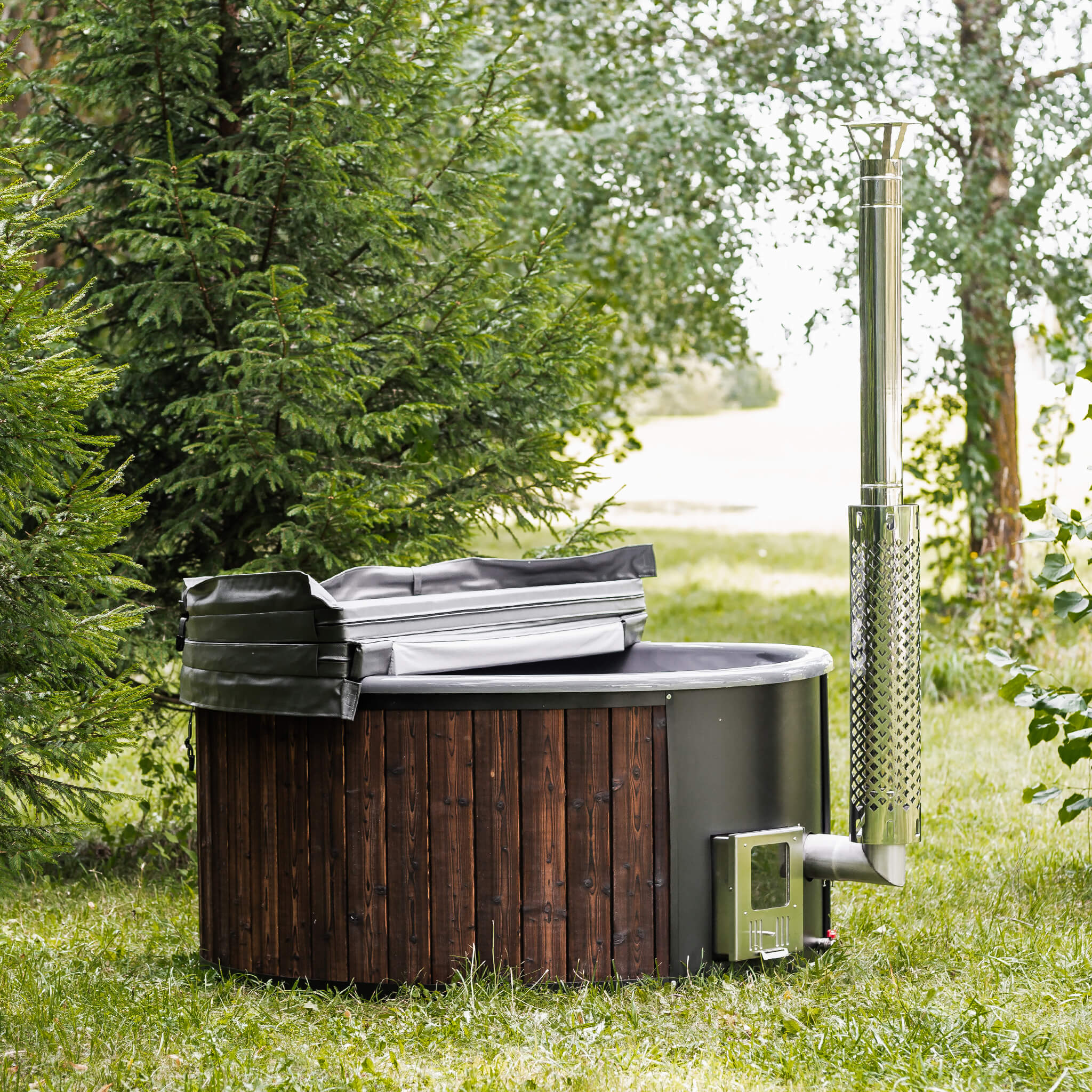 Premium 4-Person Fully-Assembled ThermoWood Wood-Fired Hot Tub