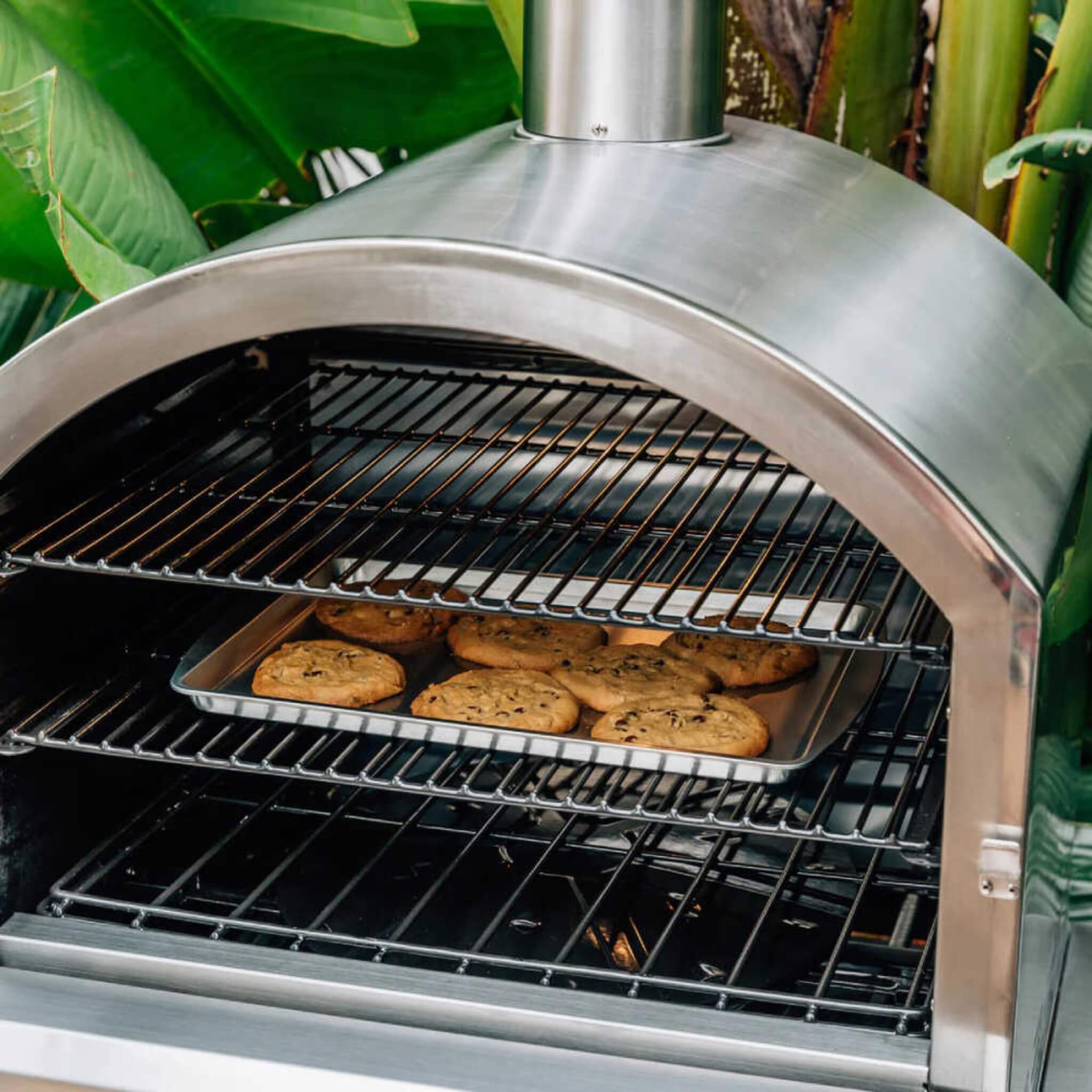 Summerset 60-Inch Outdoor Freestanding Gas Pizza Oven [SS-OVFS-LP/NG] (SAK17543)
